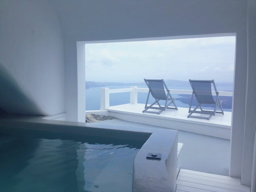 _sup.cave.suite.o.d.pool...p_resized
